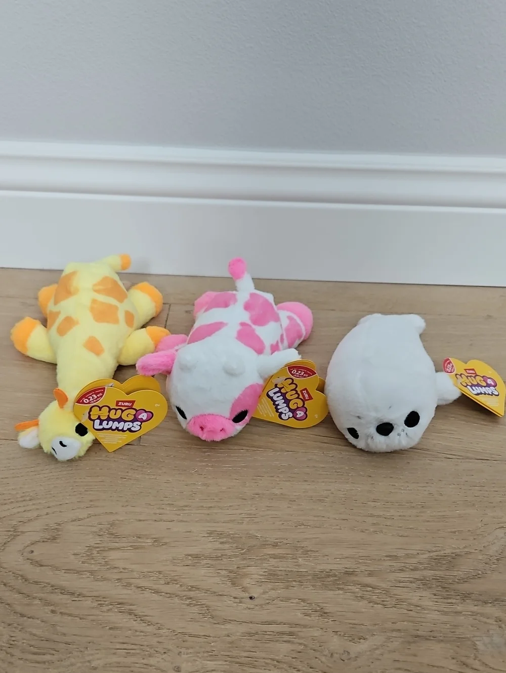 Zuru Hug A Lumps - Yellow Giraffe, Pink Cow, White Seal Set